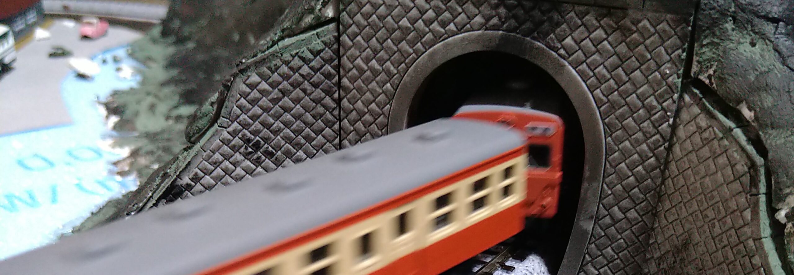 鉄道模型ジオラマ作成に挑戦(途中)